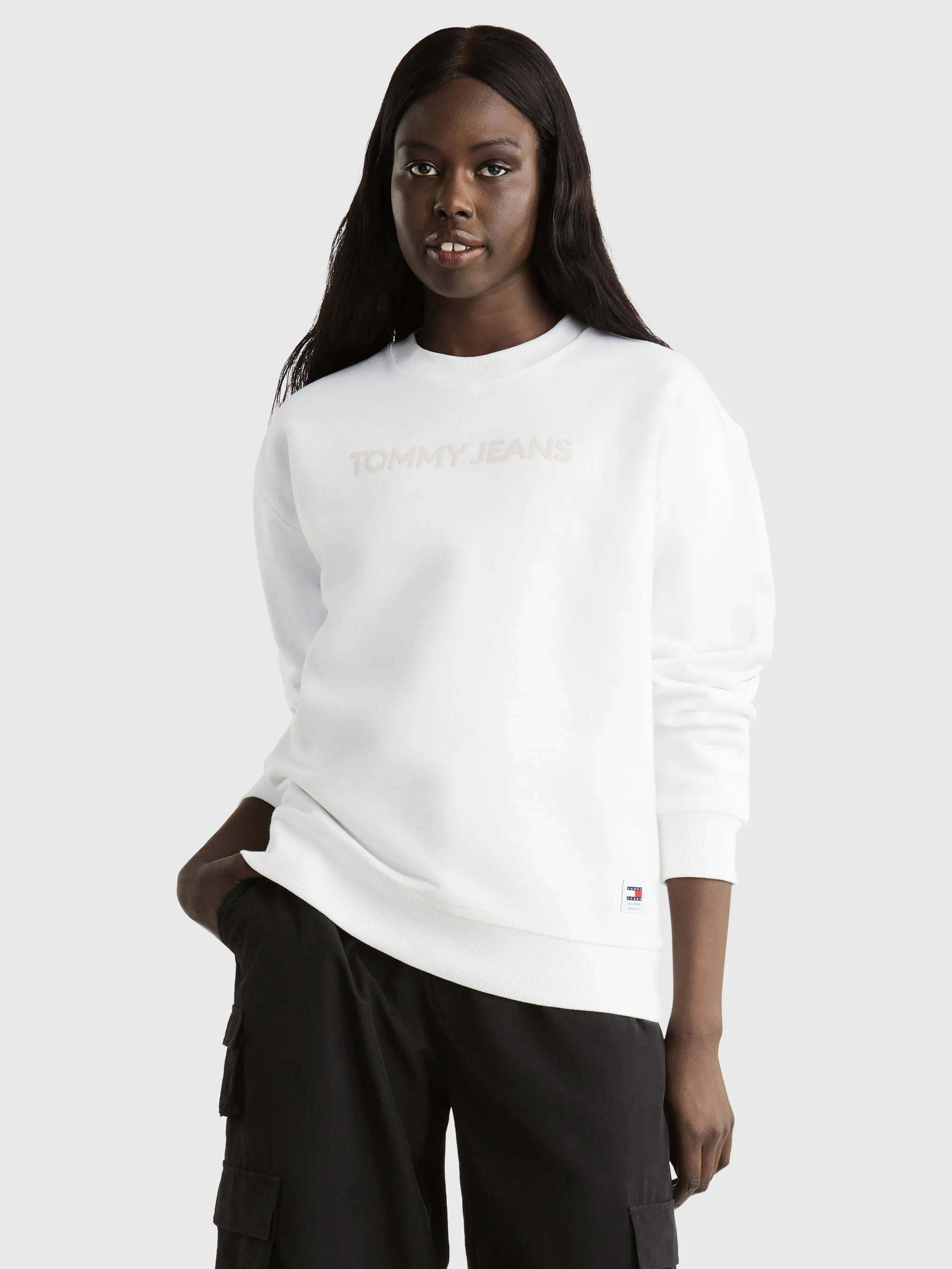 Classics Bold Logo Relaxed Fit Sweatshirt | Sweatshirts & Hoodies | Tommy Jeans