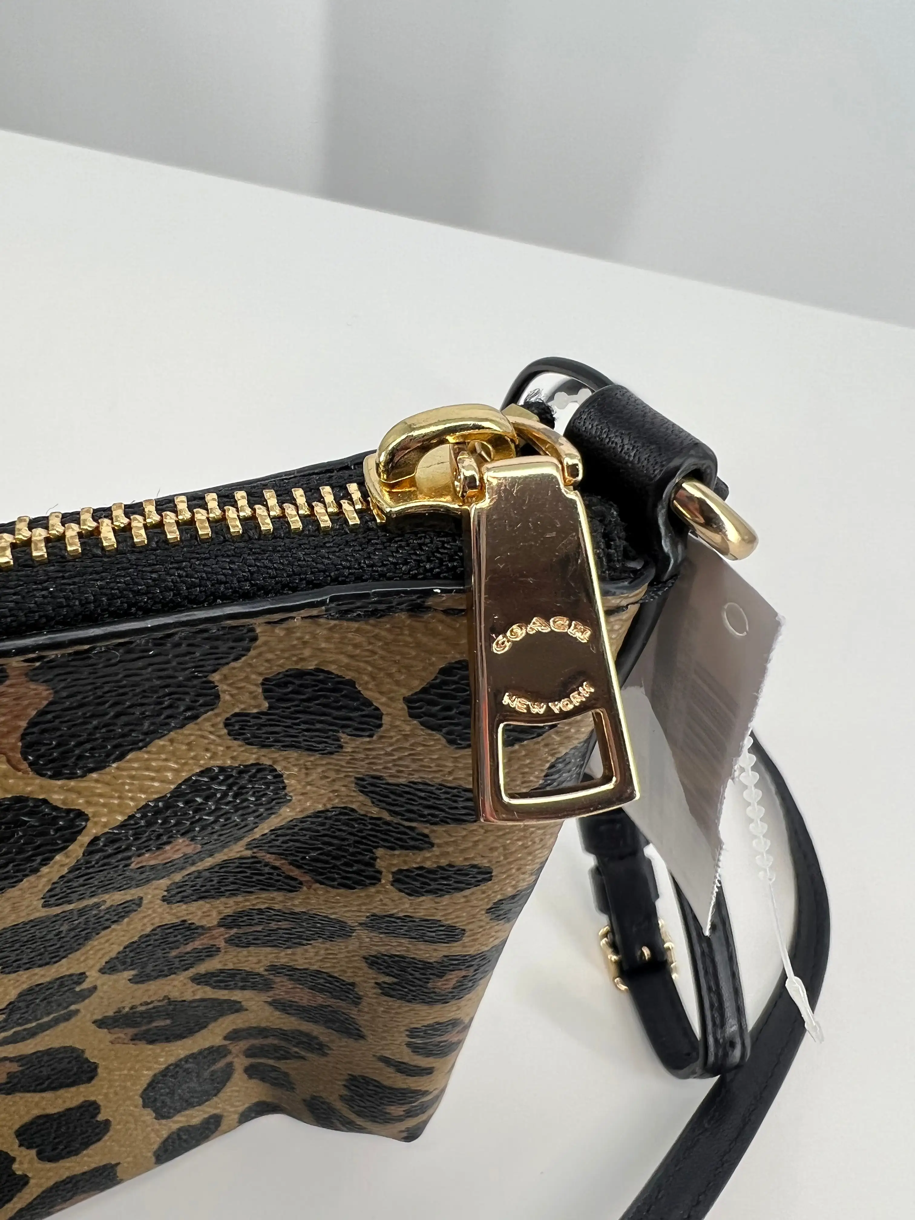 Crossbody By Coach  Size: Medium