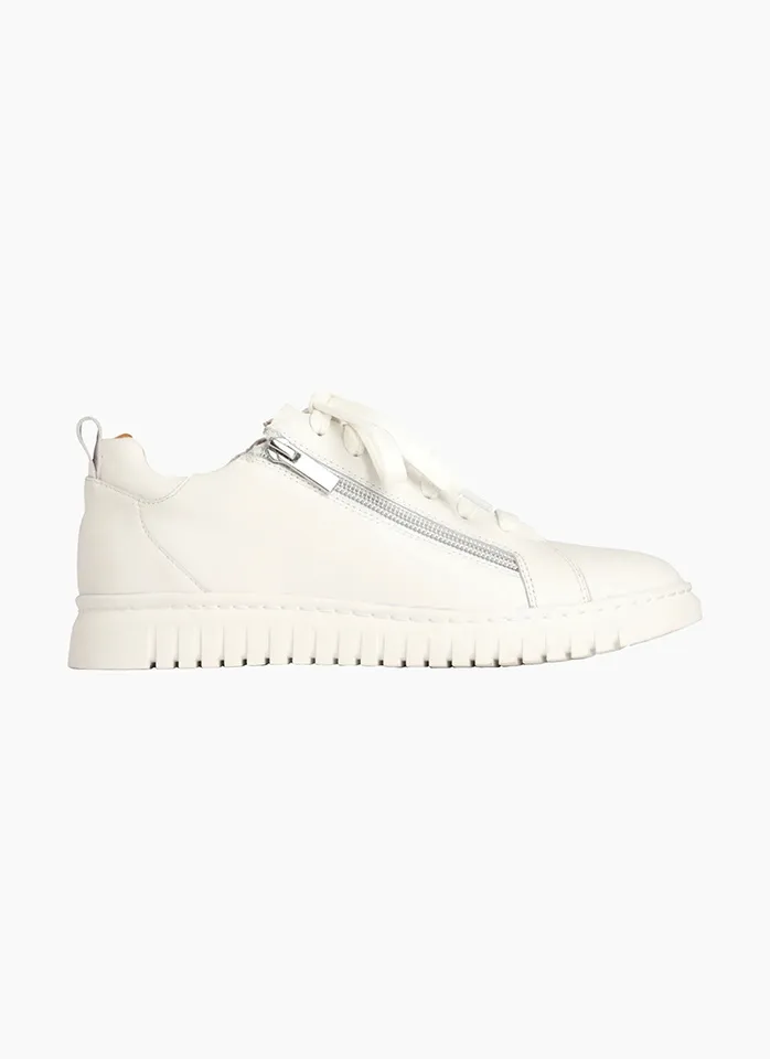 Eos Clarah White Sneaker