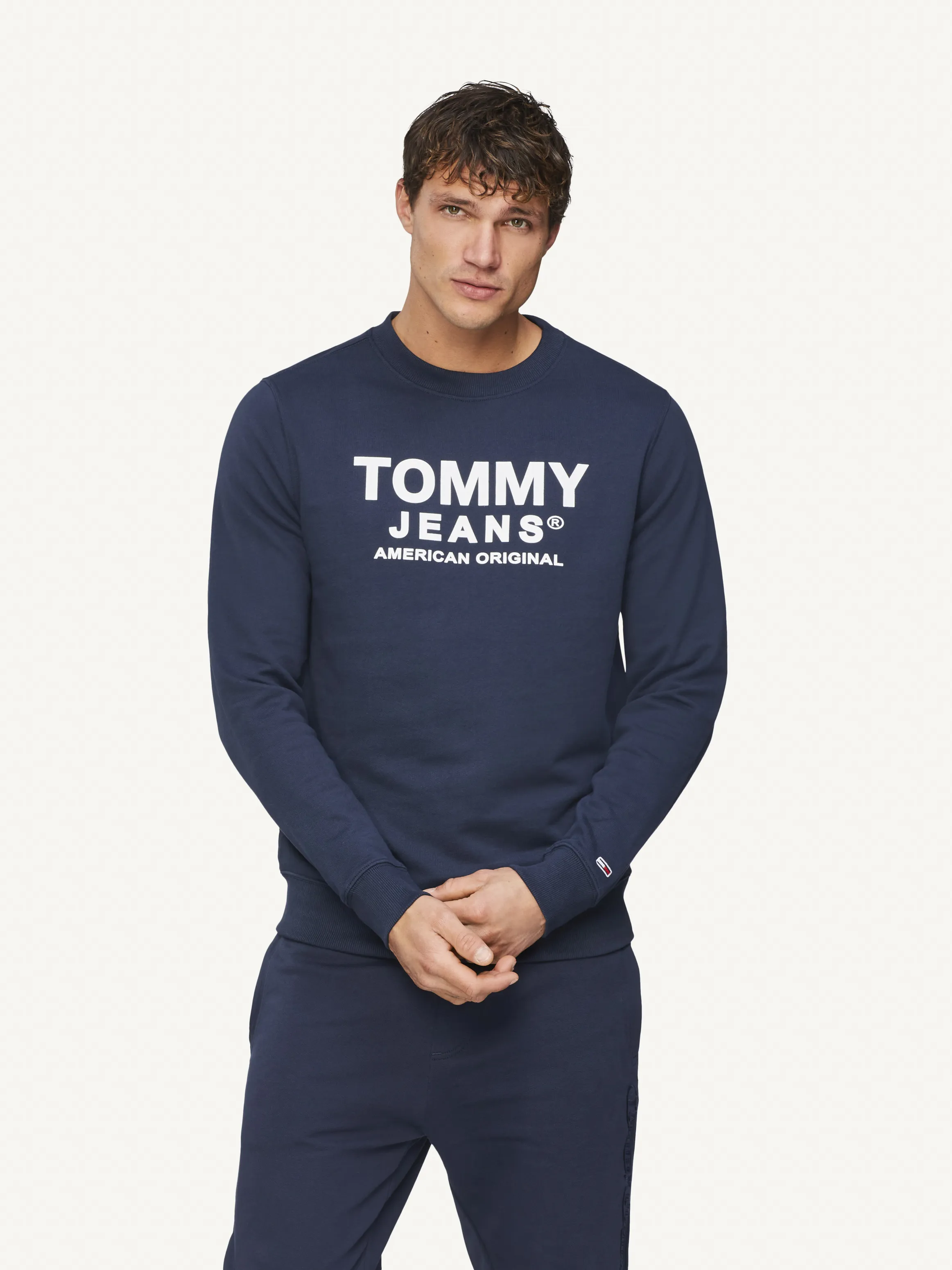 Essential Graphic Crew Sweatshirt | Sweatshirts & Hoodies | Tommy Hilfiger