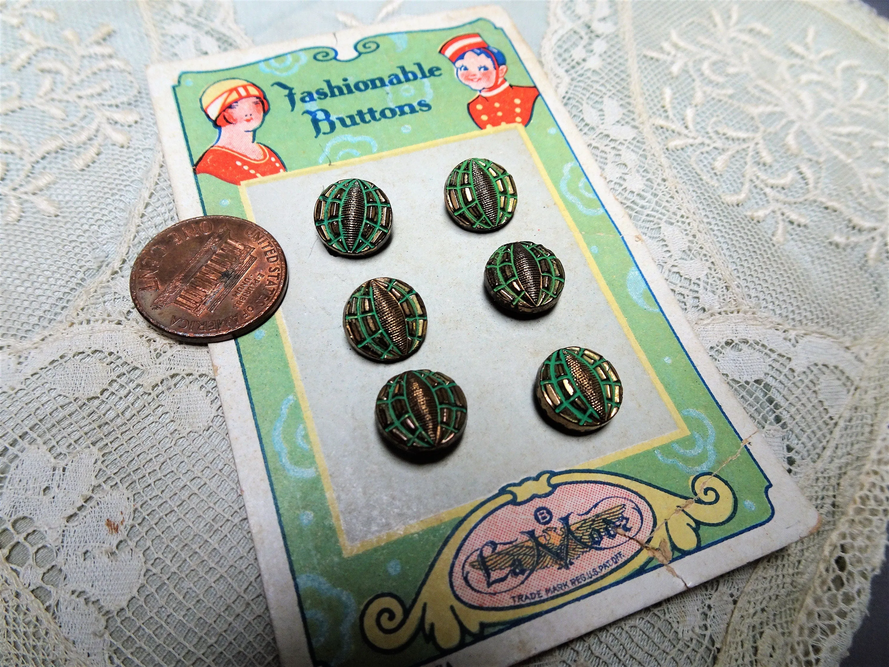 LOVELY 20s Antique BUTTONS,Set of 6 Czech Glass Green Gold Tiny Buttons on Card,Art Deco Flapper Era,DOLL Size,Collectible Vinta