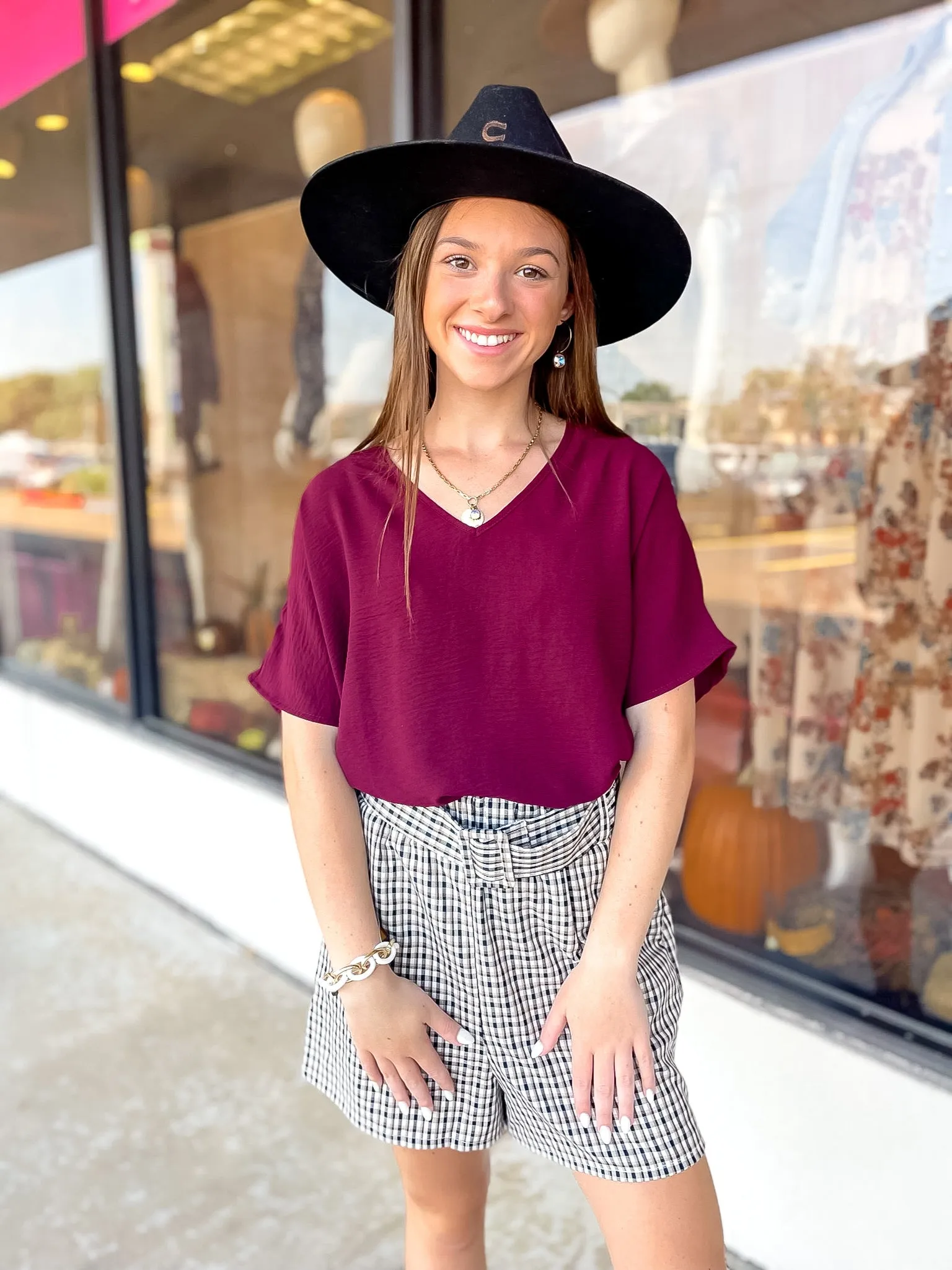 Lovely Dear V Neck Short Sleeve Solid Top in Maroon