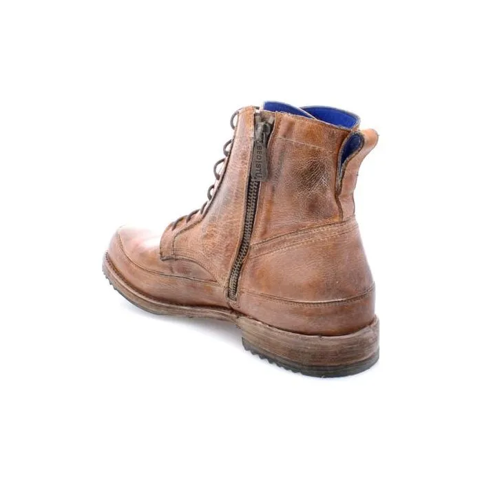 Spiker Boots - Tan Rustic White