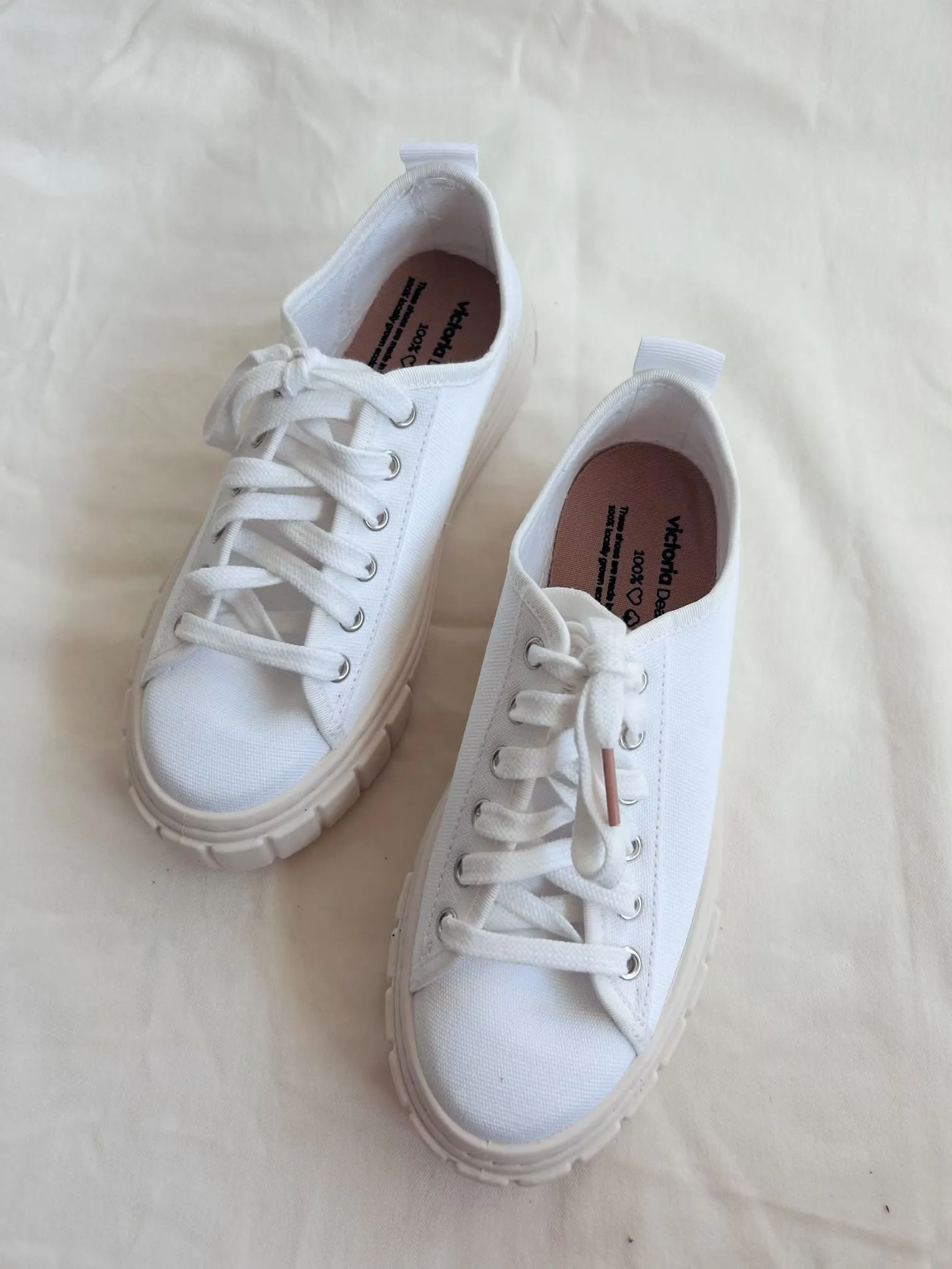 Victoria Abril Lona Sneaker