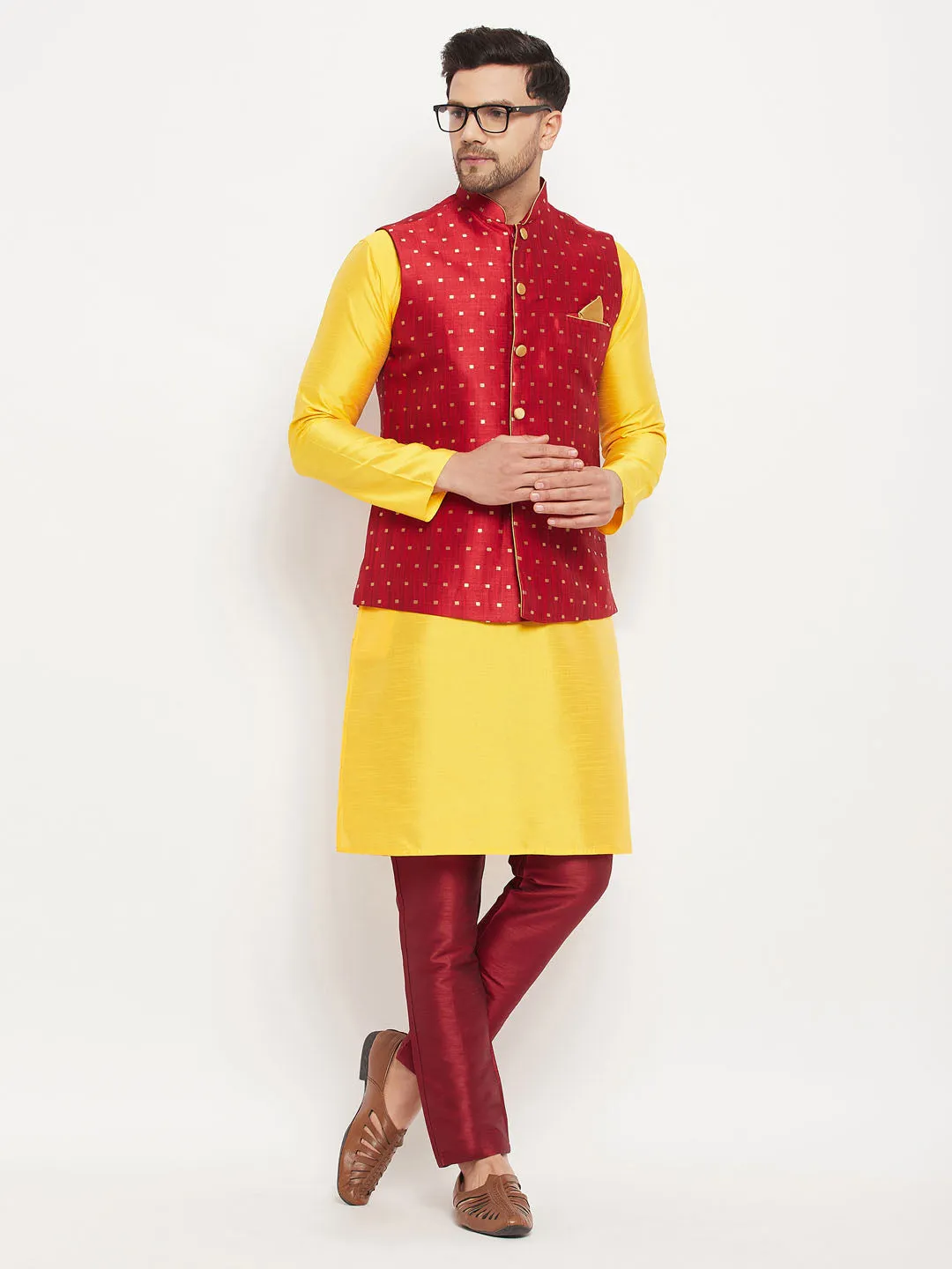 VM BY VASTRAMAY Men's Maroon Zari Weaved Jacket With Kurta Pant Set